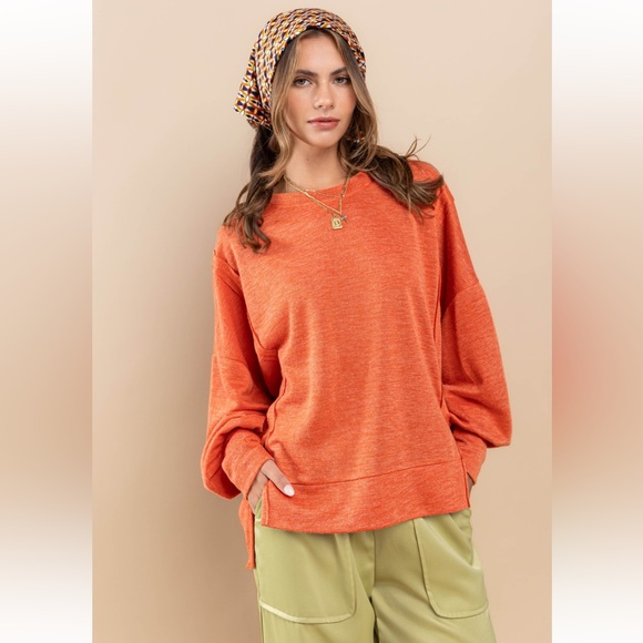 06 Solid Comfort Fit Round Neck Sweatshirt - Picture 1 of 6